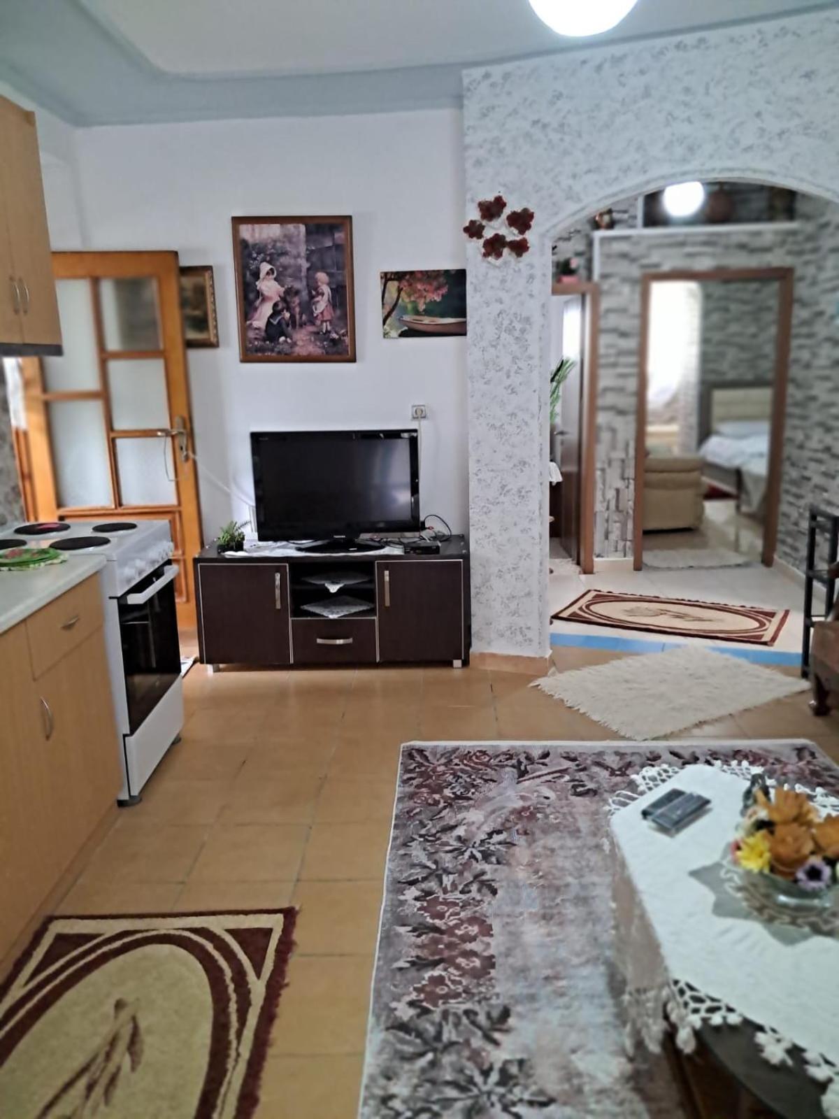 Olivia Guesthouse Gjirokastër Eksteriør bilde